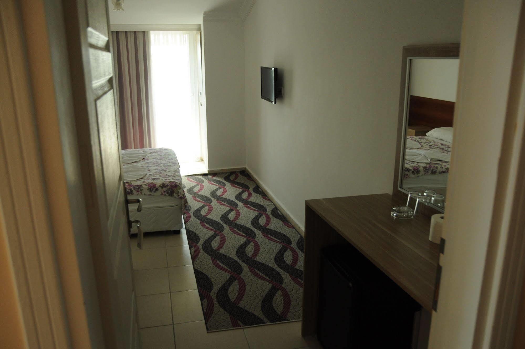 Demirci Hotel Antalya Eksteriør billede