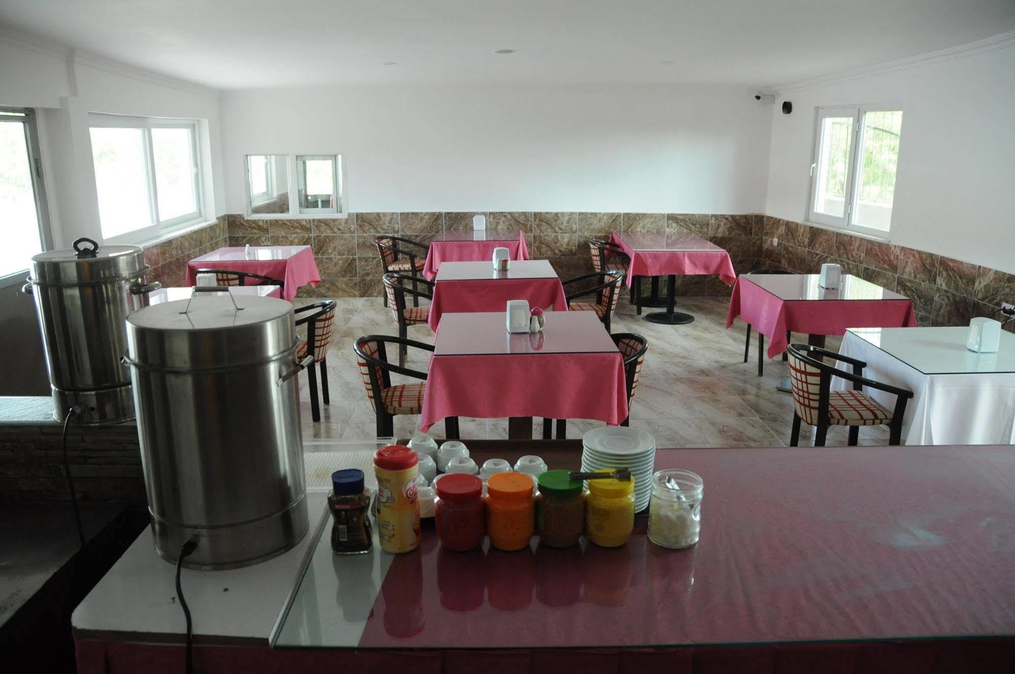 Demirci Hotel Antalya Eksteriør billede